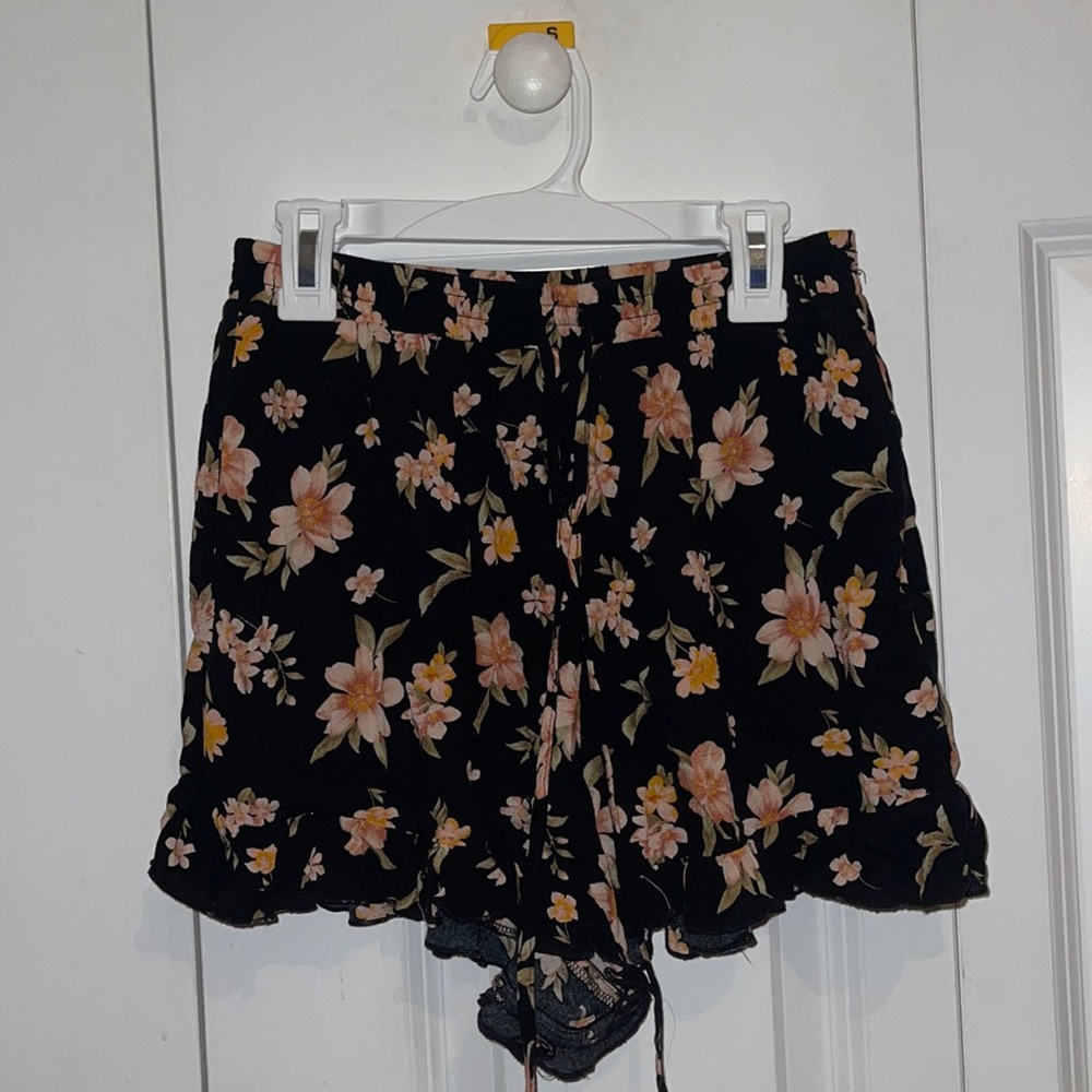 floral american eagle flowy shorts